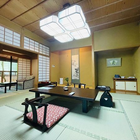Senjukaku Hotel Yamanouchi  Bagian luar foto