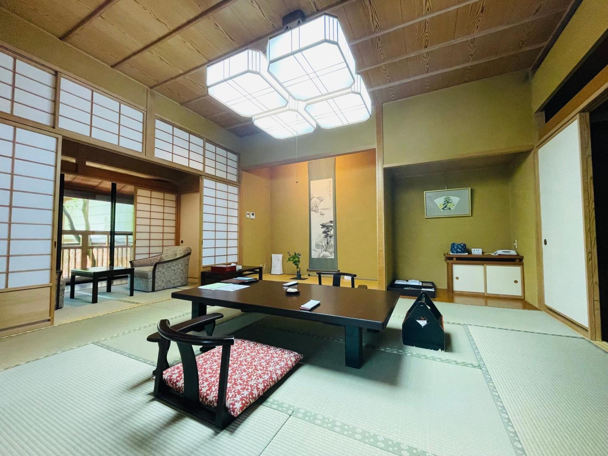 Senjukaku Hotel Yamanouchi  Bagian luar foto