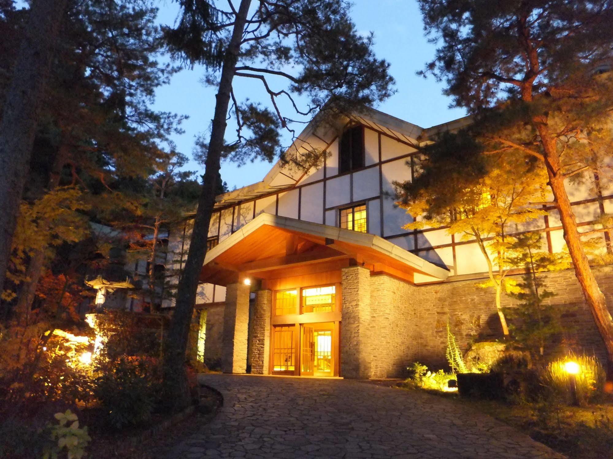 Senjukaku Hotel Yamanouchi  Bagian luar foto